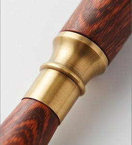 Juego de cubiertos vintage de latón con mango de madera, resistente al óxido, ideal para uso en catering y uso doméstico. - Product Image 2