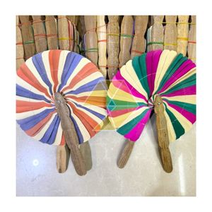 พัดมือทำจากมะพร้าวและไม้ไผ่สวยงาม  ทาสีหลากสี  น้ำเงิน เขียว ชมพู ขาว แดง เหลือง ผลิตในเวียดนาม - Product Image 5