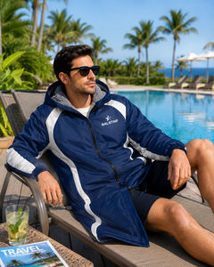 Parka de Natación Impermeable con Capucha Personalizada de Fábrica, Manga Larga, Secado Rápido, Forro Polar Transpirable, Cierre de Cremallera, Bata de Cambio para Hombre - Product Image 5