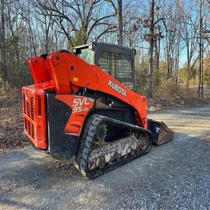 รถตักล้อยางคูโบต้าพร้อมอุปกรณ์บดเศษไม้ ชิ้นส่วนไฮดรอลิกของอีตัน เครื่องยนต์ดีเซล มอเตอร์และปั๊มประสิทธิภาพสูง - Product Image 5
