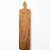 Planche à charcuterie extra longue en bois de noyer, écologique, antibactérienne, durable, passe au lave-vaisselle, grande assiette de service en acier inoxydable