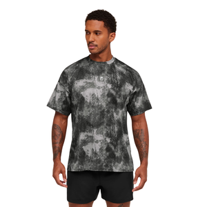T-shirt de sport ample et respirant pour homme, idéal pour l'entraînement et la performance athlétique, gris fumé - Product Image 1