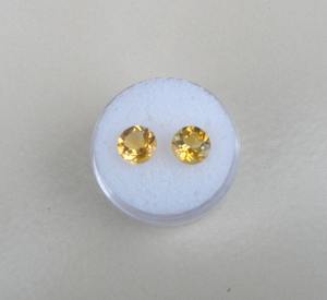 Par de Gemas Naturales de Citrino Facetadas Redondas de 7.5mm para Joyería, Coleccionismo, Regalos y Manualidades - Product Image 1