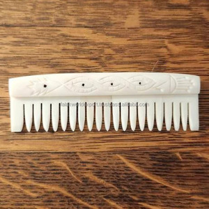 Meilleure qualité corne de vache fait à la main qualité corne de buffle poli taille personnalisée corne de boeuf naturelle peigne à cheveux par Falak World Export - Product Image 5