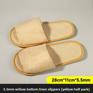 Pantuflas de Lujo para Mujer y Hombre, Antideslizantes, Desechables, para Viajes, Hoteles, Casas de Huéspedes y Hogares - Product Image 1
