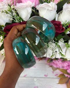 Conjunto de Brazaletes de Resina Transparente de Diseño Moderno para Mujer, Brazalete Acrílico Grueso de Color Sólido, Joyería de Mano Redonda, Pulsera de Disfraz - Product Image 1