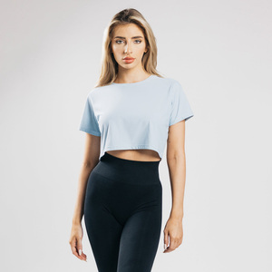 T-shirts courts pour femmes de qualité supérieure, col rond élégant, avec patchs et appliques, logo personnalisé, 100 % coton biologique - Product Image 1