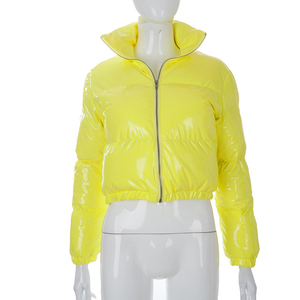 Chaqueta Acolchada de Invierno para Mujer, Personalizada, de Alta Calidad, Cálida, Transpirable, Impermeable, con Cuello Alto y Capucha, Estilo Urbano, Tejida - Product Image 4