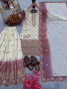 Magnifique Robe Ethnique Moderne en Faux Georgette Lourde, Style Sharara Indien et Pakistanais, Idéale pour Mariages et Soirées, Coupe Ajustée et Réversible - Product Image 4