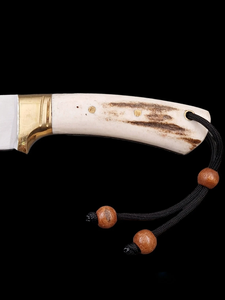 Cuchillo Bowie de Supervivencia para Exteriores Black Smith 1987 EM-04 Hecho a Mano, Hoja Fija de Acero Inoxidable, Mango de Cuerno, Funda de Cuero, 12 Pulgadas - Product Image 2