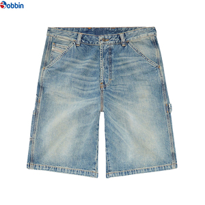 Shorts en jean pour homme, coupe droite, en coton denim, délavage moyen clair, style streetwear sport, écologique, respirant, bleu ciel contrastant - Product Image 1