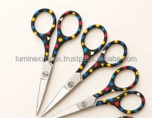 Tijeras de Belleza Multiusos de Acero Inoxidable de Tamaño Pequeño, Mango de Punta Fina, Curvas, para Bordado, Manualidades, Recorte de Barba, Cutículas y Cejas - Product Image 3