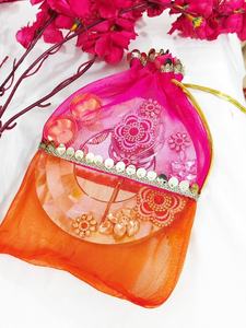 Sac Potli en Organza Festif et Vibrant avec Embellissements Traditionnels, Sac Potli Fait Main, Sac en Tissu Organza de Haute Qualité - Product Image 2