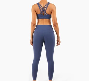 Nuevo Diseño Personalizado, Conjunto de Yoga de 2 Piezas para Mujer con Cintura Elástica Sólida, Spandex/Nylon de Alta Calidad, Secado Rápido, Ligero, para Entrenamiento en el Gimnasio - Product Image 5