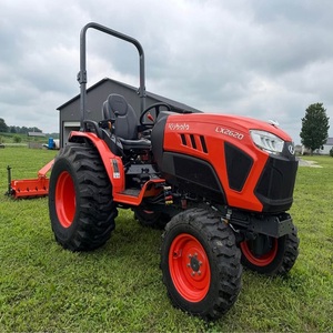 Tracteur professionnel Kubota LX2620 4x4 HST avec moteur diesel de 23,3 CV, système trois points catégorie I et conduite confortable - Product Image 2