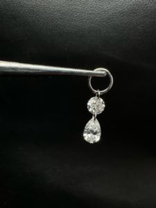 Boucles d'oreilles pendantes double diamant avec chaîne et design à anneau pour femme - Product Image 4