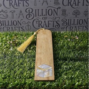 Marque-pages créatifs en bois naturel avec incrustations de résine – Articles élégants pour l'Aïd, le Ramadan et les fêtes – Vente en gros - Product Image 6