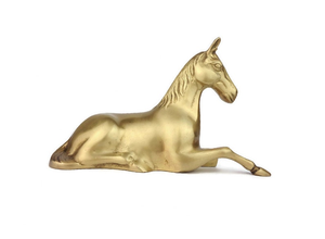 Figurine de cheval couché en laiton artisanal, sculpture élégante d'âne couché, statue équestre métallique détaillée, décoration d'intérieur - Product Image 5