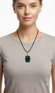 Pendentif rectangulaire en malachite polie avec fil enroulé, breloque pour la fabrication de bijoux et colliers - Product Image 4