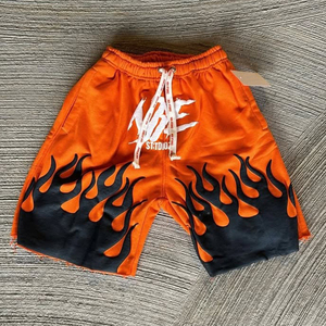 Shorts en molleton français pour hommes, 100% coton, haute qualité, style streetwear, ourlet brut, impression sérigraphique et impression en relief, personnalisables - Product Image 3