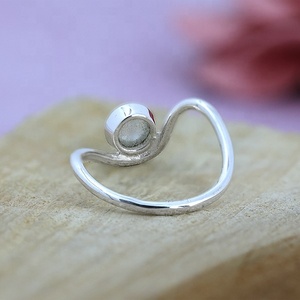 925 Sterling Silver Round Rainbow Moonstone Ring Stackable Wedding Band Handmade Gemstone Birhstone Jewelry for Women - Product Image 4