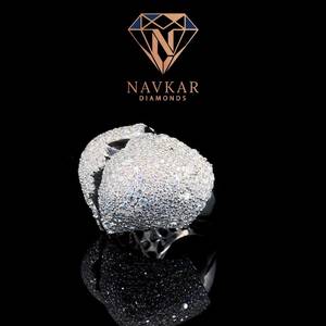 Bague en moissanite argentée la plus vendue, élégante et étincelante, pour femme, idéale pour fiançailles, fêtes et mariages, disponible à la vente - Product Image 1