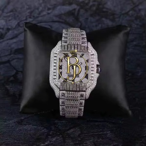 Reloj de Lujo Cuadrado para Hombre Briva con Bisel de Diamantes Baguette, Cristal Pavé Completo, Brazalete de Acero Inoxidable, Números Romanos, Cuarzo - Product Image 1