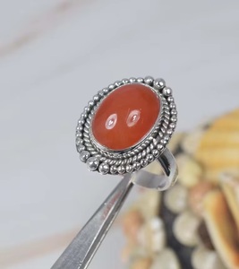 Bague ovale en cornaline rouge naturelle, argent sterling 925, bague en pierres précieuses, bijoux faits à la main, cadeau d'anniversaire pour femmes, vente en gros - Product Image 1