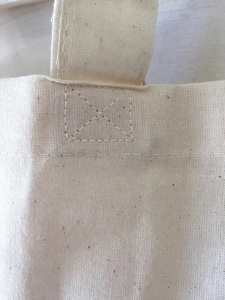 Sac fourre-tout de plage en toile crème, tissage sergé, poignée en corde torsadée, personnalisable avec logo, vente en gros, promotionnel, pour voyage, plage, shopping - Product Image 5