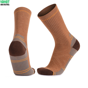Men's Crew <b>Socks</b> Knitted Cotton Polyester Spandex Breathable Solid Color Athletic Sport <b>Socks</b> Autumn Standard <b>Thickness</b> - Product Image 5