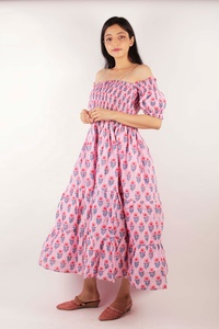 Robe longue en mousseline respirante, imprimée numériquement à la main, écologique, style indien, épaules dénudées, coupe trapèze, formelle pour femme - Product Image 4