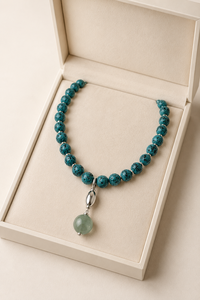 Collier en perles de pierre de lave bleue turquoise fait main avec pendentif vert, bijoux de luxe tendance pour femme, idéal pour cadeau/fête - Product Image 4