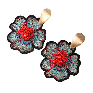Boucles d'oreilles pendantes brodées de fleurs et de perles, bijoux fantaisie en peluche, artisanat de couture - Product Image 1