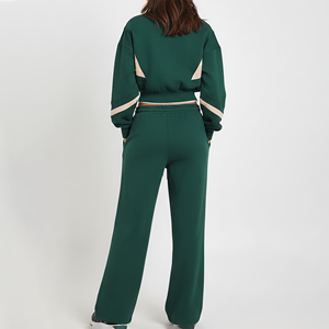 Ensemble de survêtement personnalisé pour femmes, deux pièces, sweat à capuche zippé court et pantalon évasé, avec logo, survêtement élégant pour femmes - Product Image 6