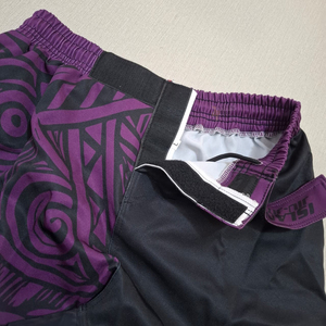 Shorts de Muay Thai personnalisés, shorts de combat MMA, shorts d'entraînement de boxe, shorts d'entraînement sublimés extensibles pour les arts martiaux mixtes - Product Image 4