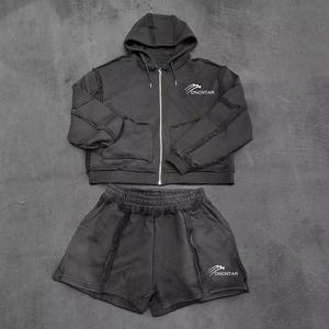 Ensemble 2 pièces vintage personnalisé pour homme : sweat à capuche court et short délavé, effet usé, avec logo imprimé et effet soleil éclairé - Product Image 3