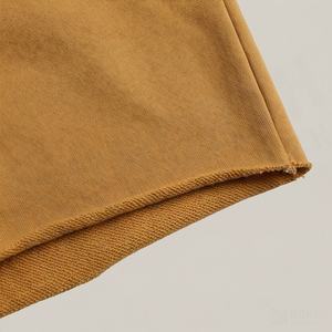 กางเกงขาสั้นวินเทจผ้าฝ้ายฟลีซสำหรับผู้ชาย หนานุ่ม พิมพ์ลายนูน 3 มิติ ดีไซน์ฟอกสีสไตล์ฮาร์ดแวร์ สตรีทแวร์ ปรับแต่งสีได้ - Product Image 6