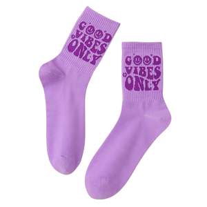 Calcetines Deportivos de Algodón Transpirable con Marca Personalizada OEM, Calcetines de Tobillo Antibacterianos, Absorbentes de Sudor, de Secado Rápido, con Logotipo en la Parte Inferior para Verano - Product Image 3