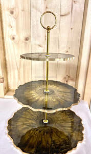 Support à gâteau moderne en agate dorée avec tige en métal Porte-gâteau élégant et brillant, parfait pour les mariages, les fêtes et les événements spéciaux - Product Image 5