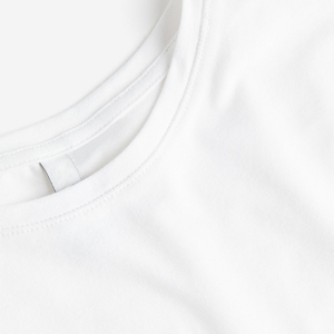 T-shirt à capuche long pour femme en molleton doux respirant, personnalisable avec logo, haute qualité à prix abordable - Product Image 3