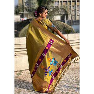 Mehendi Green Zari Woven Vitthala God Traditional Paithani Silk Saree Special <b>Indian</b> & <b>Pakistani</b> <b>Clothing</b> - Product Image 2