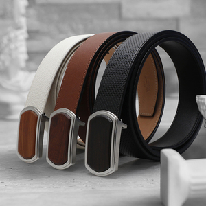 Ceinture en cuir de vachette marron avec boucle rectangulaire argentée, style décontracté et durable - Product Image 5