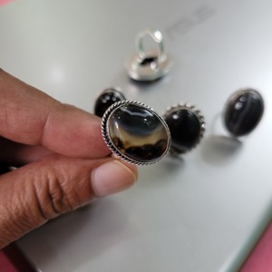 Best Quality Oval Black Suleimani Hakik Agate Stone <b>Ring</b> Polished Natural Gemstone Bulk Jewelry Craft from an <b>Indian</b> Wholesale - Product Image 3