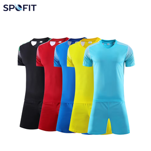 Ensemble de football imprimé par transfert thermique, prix de gros et haute qualité, avec vos propres exigences personnalisées - Product Image 1