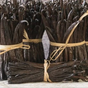 Organic Bulk Dried Oily <b>Vanilla</b> Planifolia Pods Whole <b>Vanilla</b> <b>Beans</b> for Baking Seasoning and Beverage - Product Image 4
