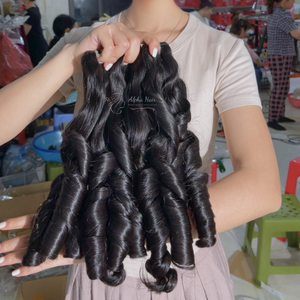 Livraison mondiale Bouncy Curl Premium Texture Extensions de cheveux vietnamiens bruts Produits de beauté pour femmes Perruques HD Lace Frontal - Product Image 5