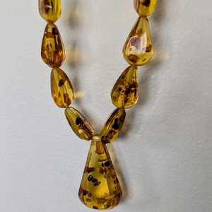 Elegant <b>Resin</b> Natural Pearl Beaded Necklace for Women Stylish Party Fashion Jewelry Gift - Product Image 3