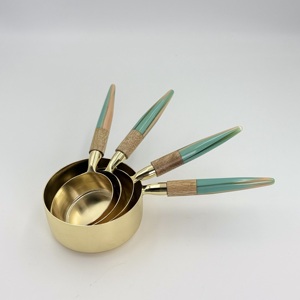 Utensilios de Medición para Cocina, Juego de 4 Tazas y Cucharas Medidoras de Acero Inoxidable para Café en Polvo con Mango de Resina - Product Image 1