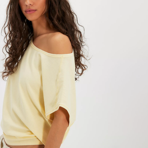 T-shirt pour femme ultra doux et écologique, coutures intérieures et extérieures de qualité supérieure, tissu respirant et durable, personnalisable - Product Image 3