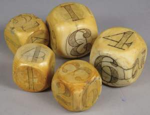 Dados de hueso hechos a mano, decoración y accesorios, otras decoraciones para bodas - Product Image 3